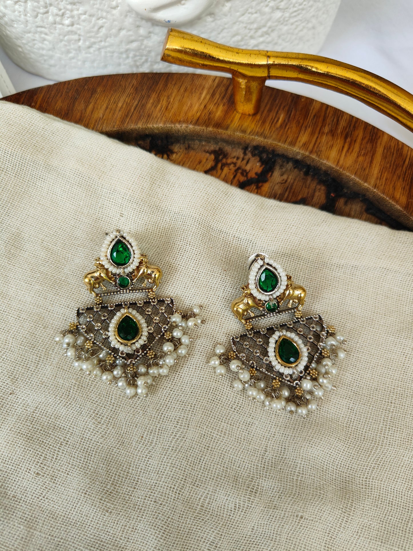 Naaz Neer
