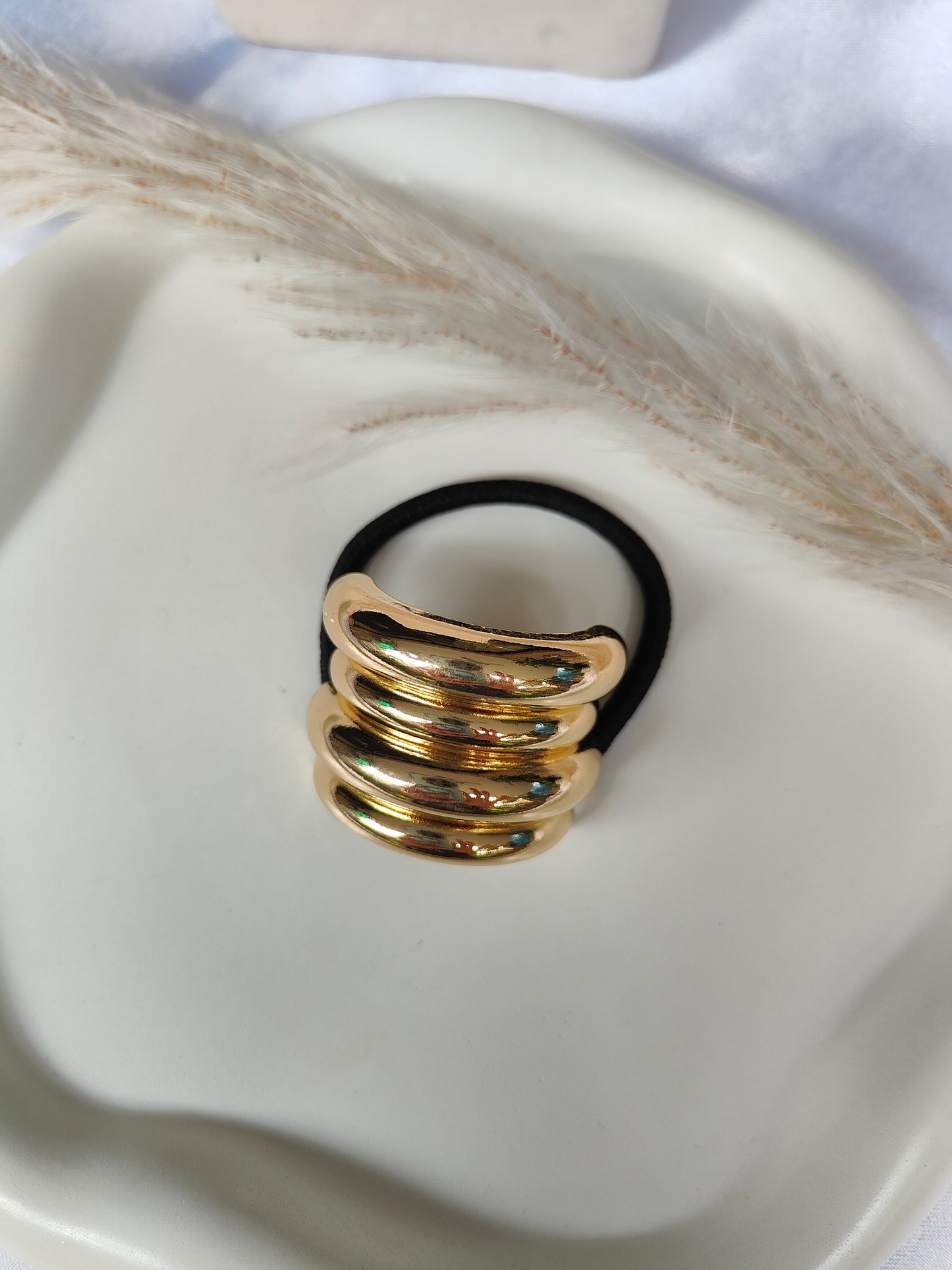 Hair Ties with Four Strings