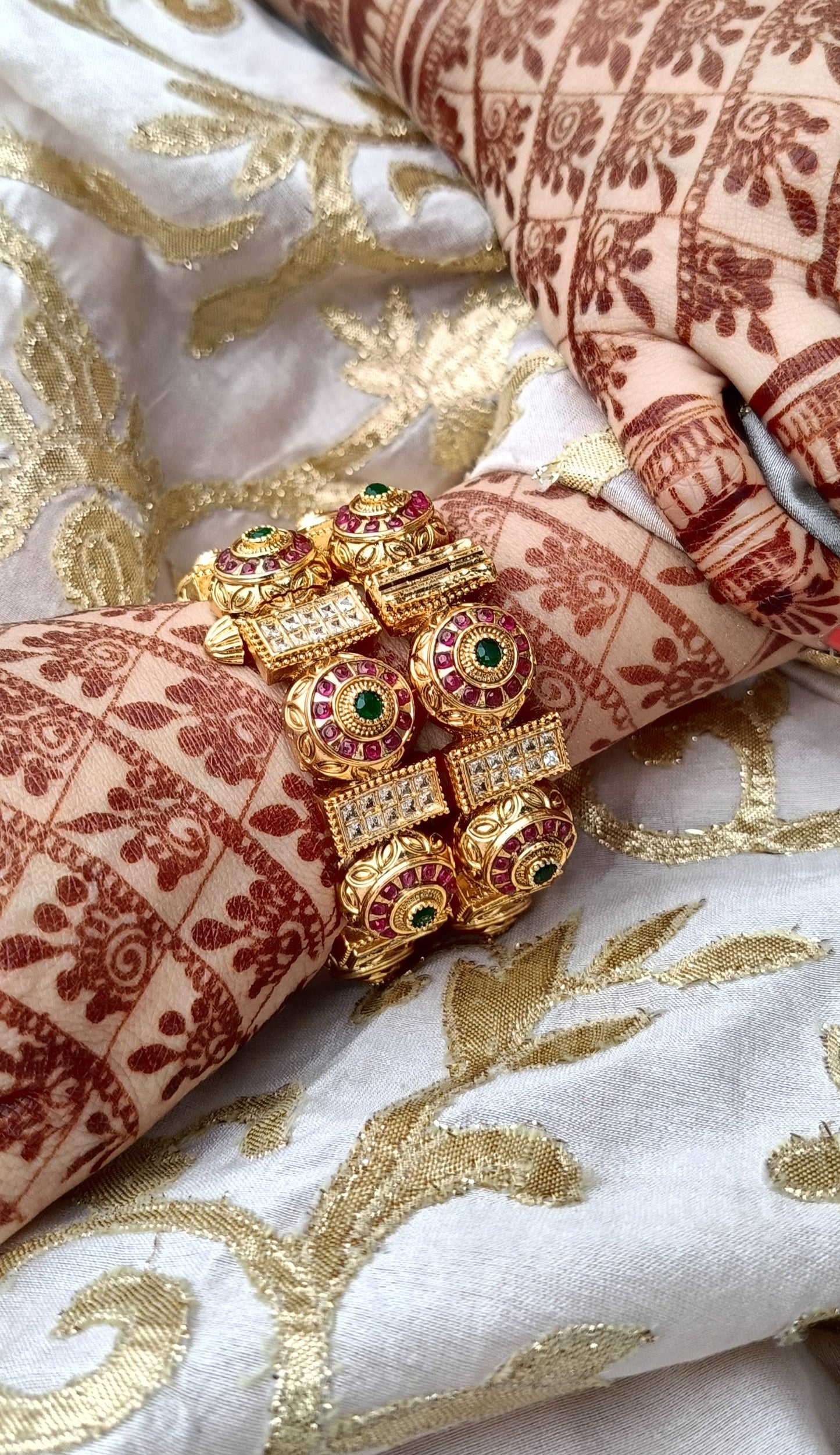 Gayatri Bangles