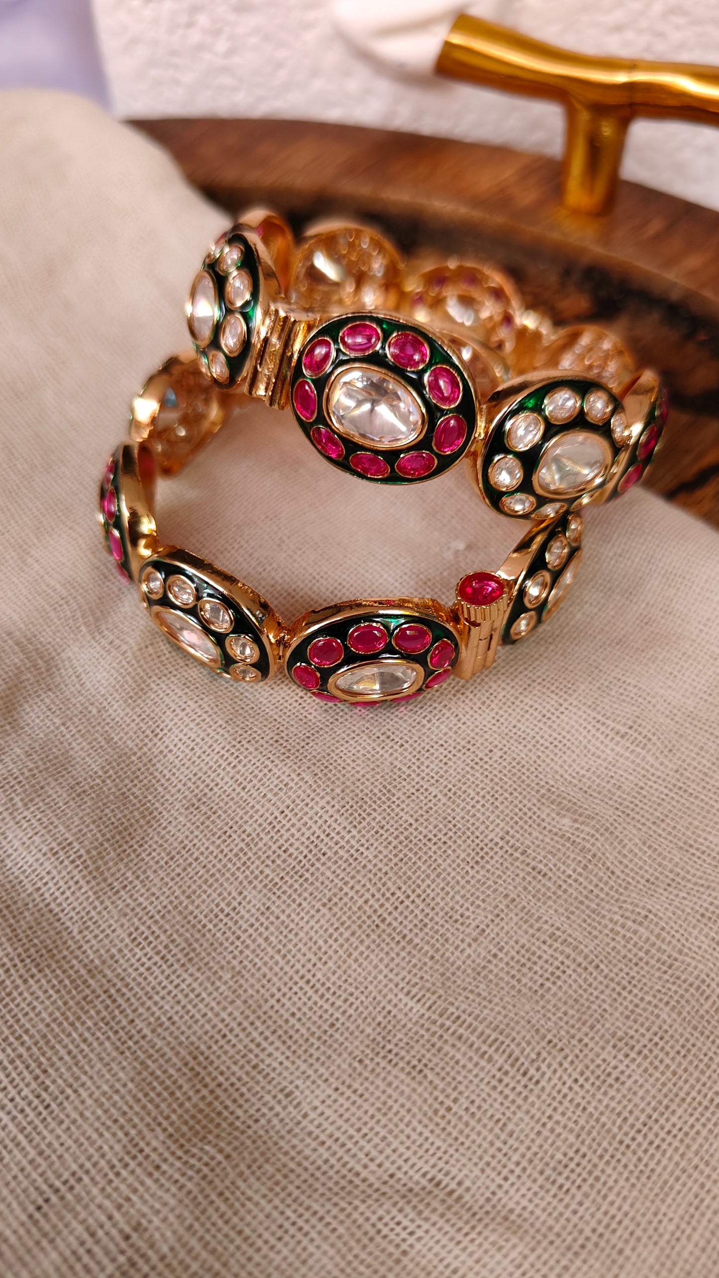 Naveli Bangles