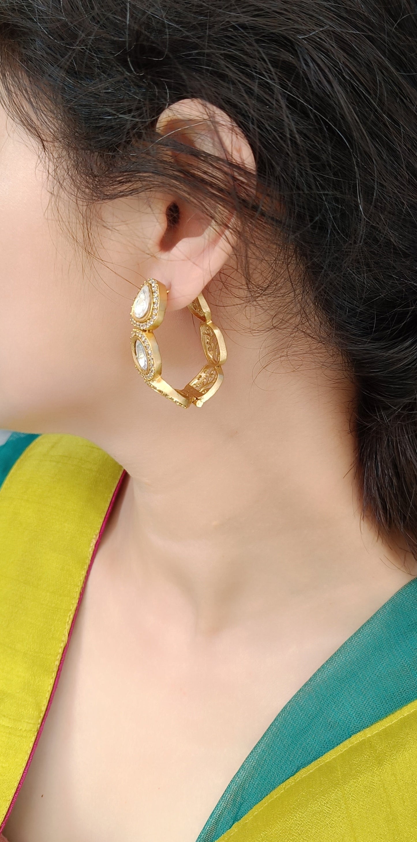 Mehr Moissanite Hoops