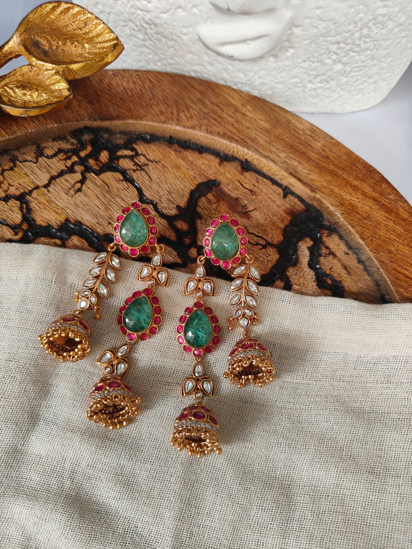 Jiya Danglers