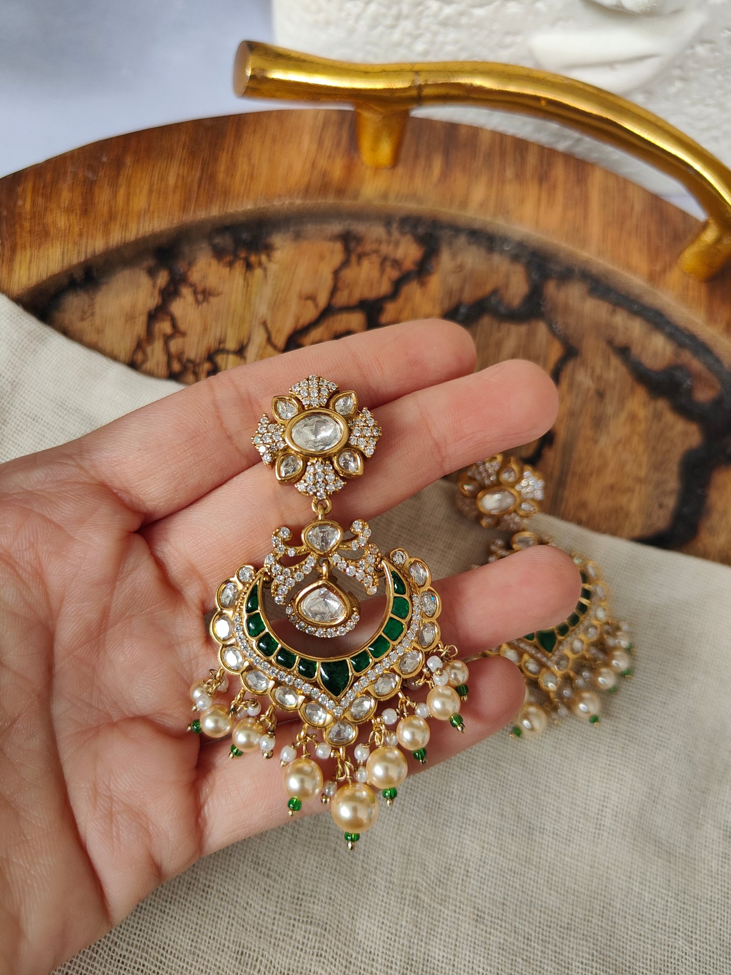 Small Sunehri Jhumka