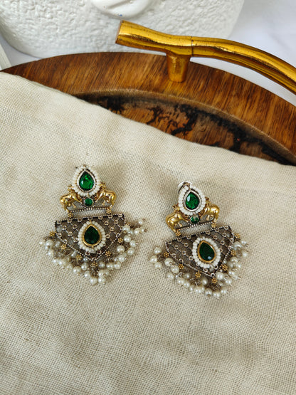 Naaz Neer