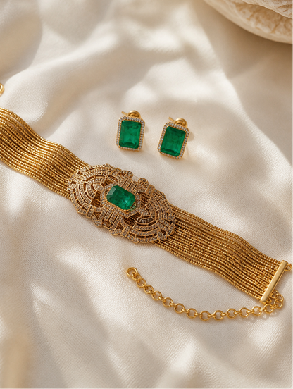 Senorita Doublet Choker