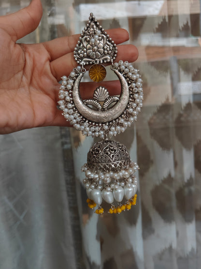 Naaz Saanjh Jhumkas