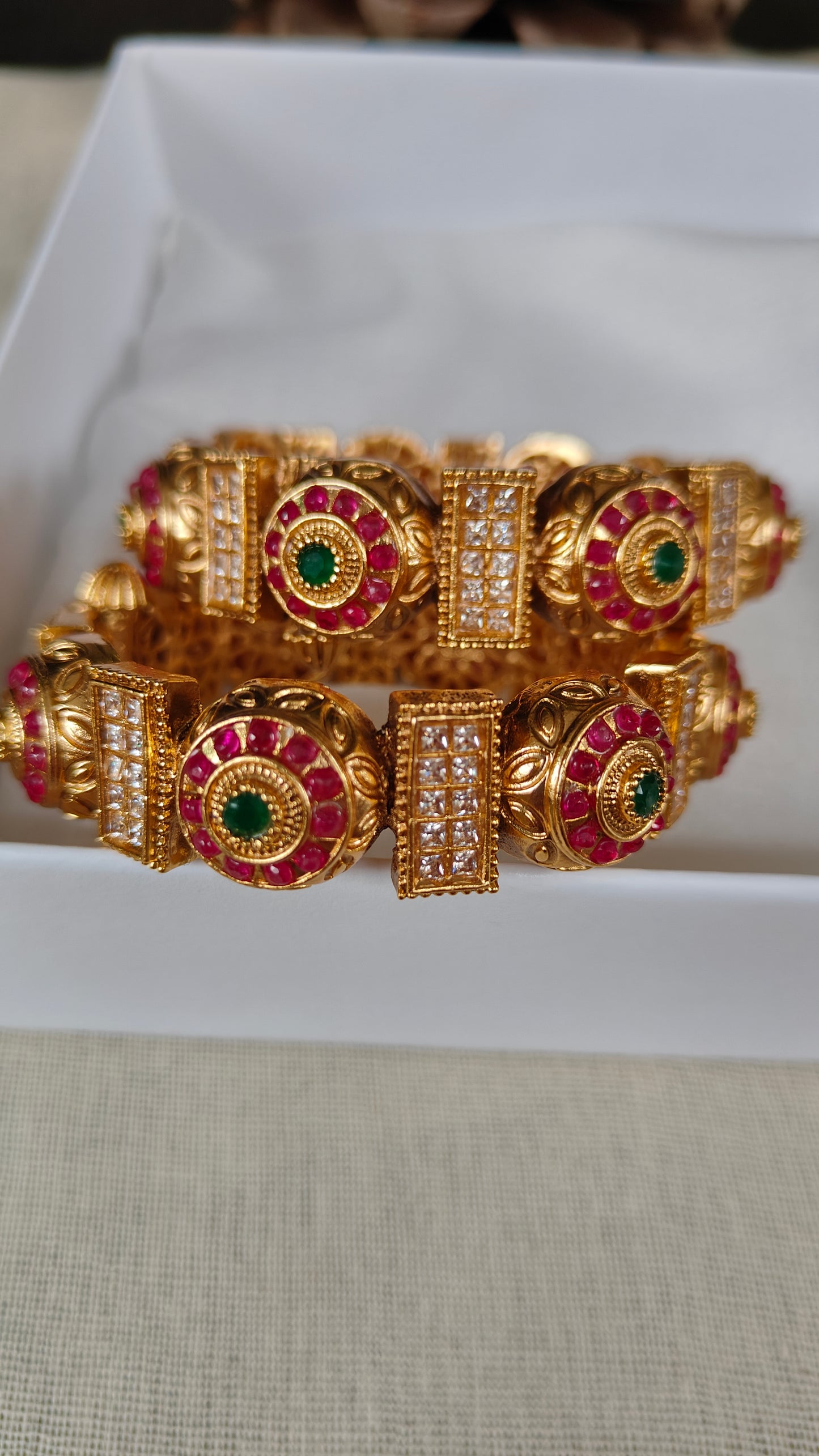 Gayatri Bangles