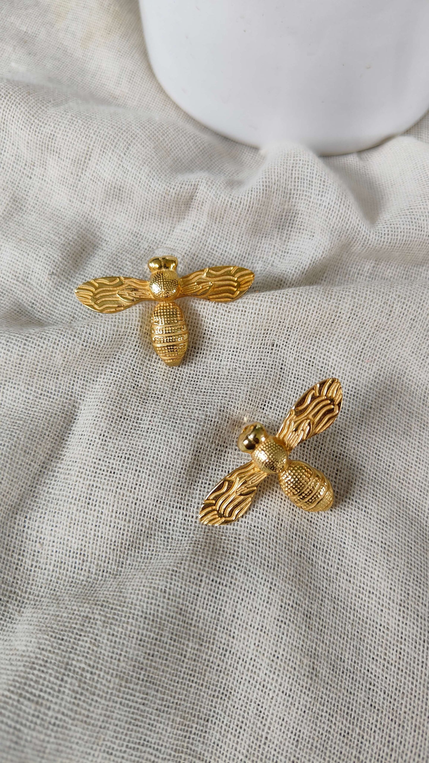 Bee Studs