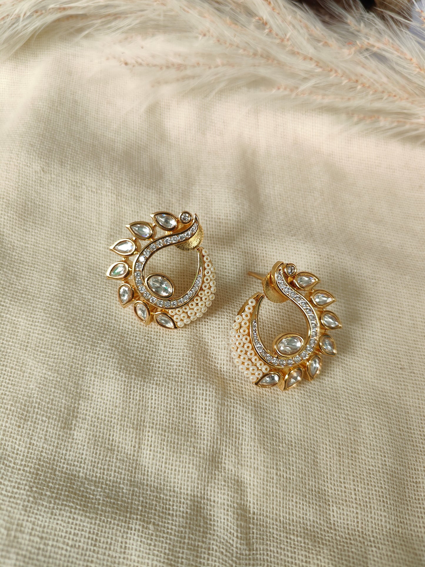 Vahini Studs