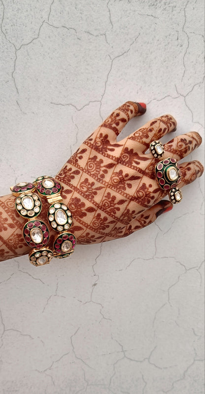 Naveli Double Finger Ring