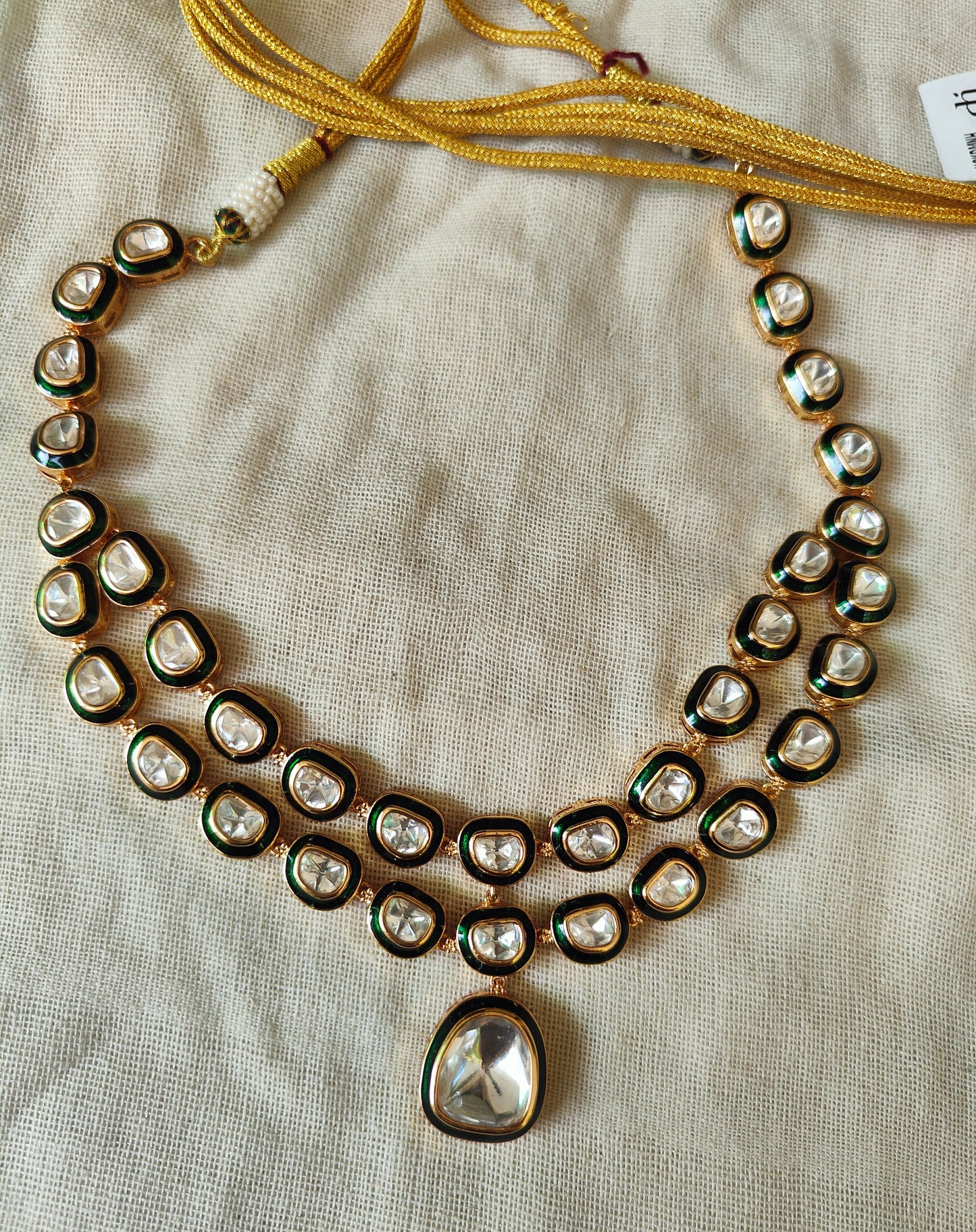 Pihu Necklace Set