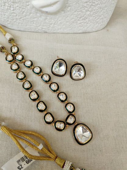 Atri Polki Necklace Set