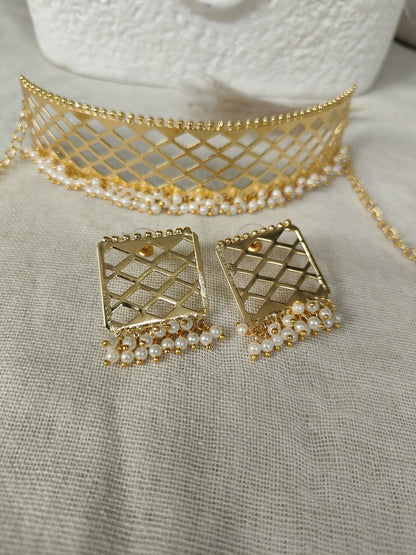 Noor Choker
