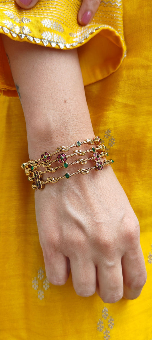 Sunehri Bangles
