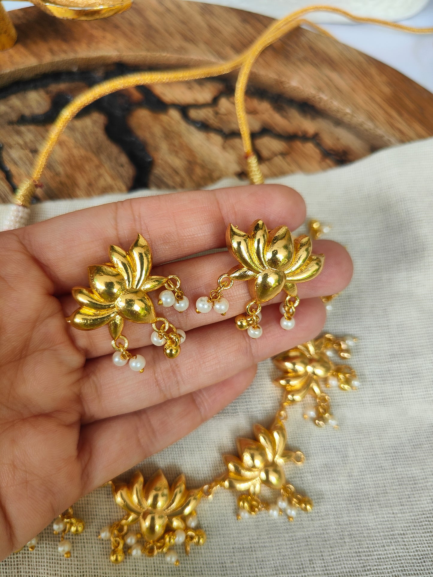 Phool Ghunghroo Choker
