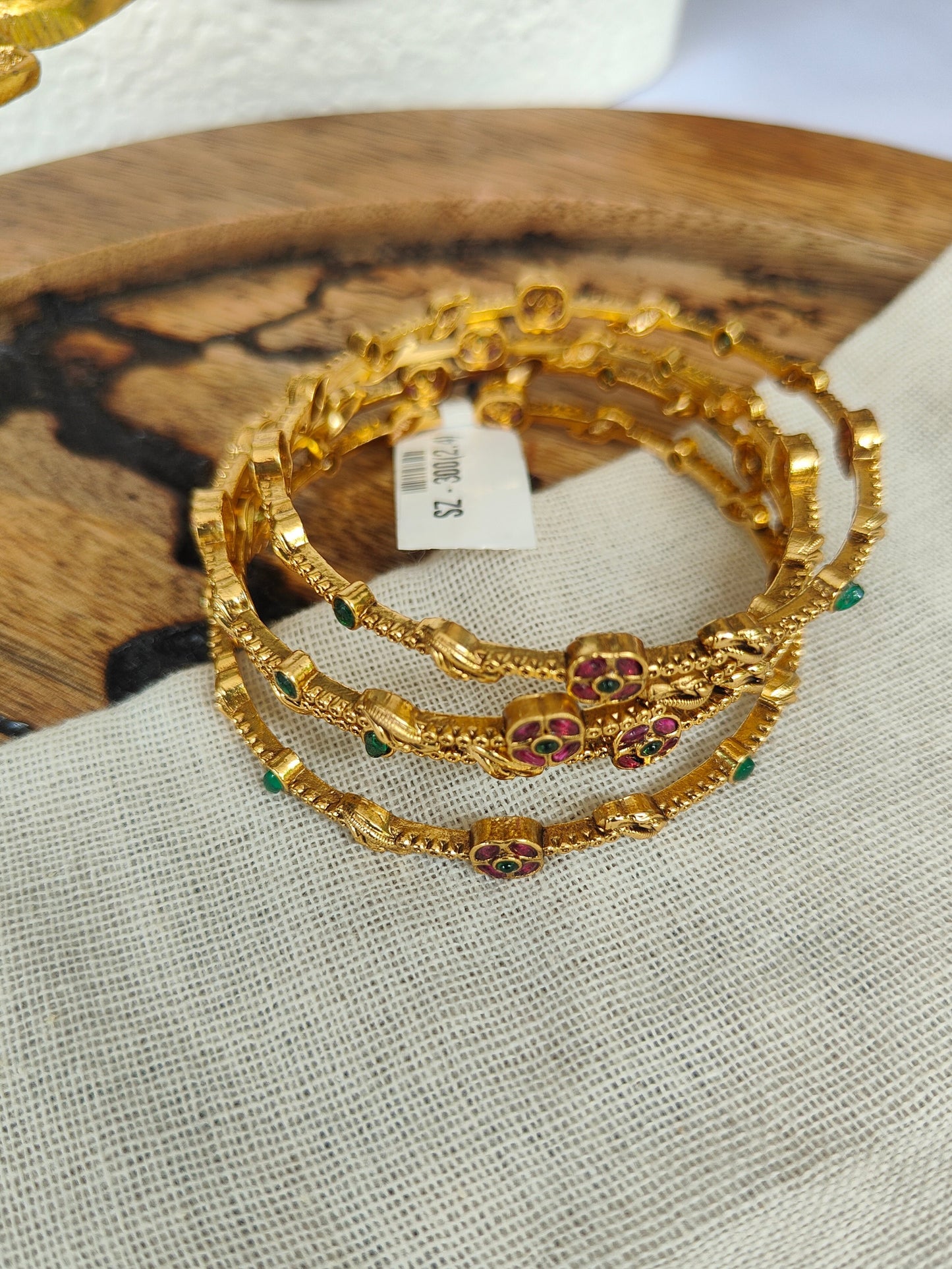 Sunehri Bangles