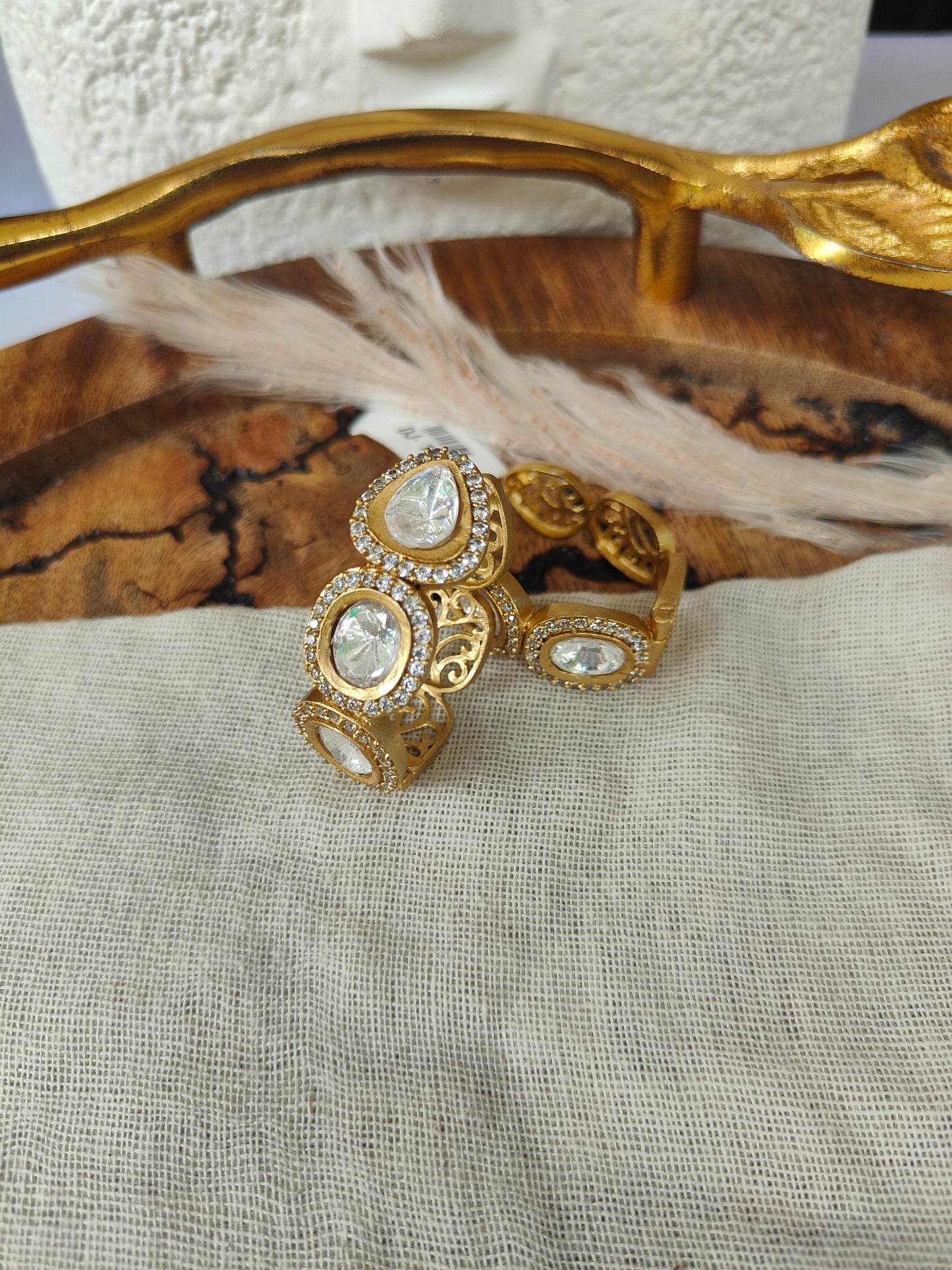 Mehr Moissanite Hoops
