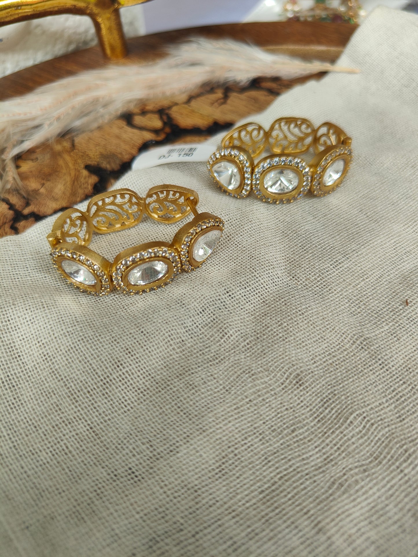 Mehr Moissanite Hoops