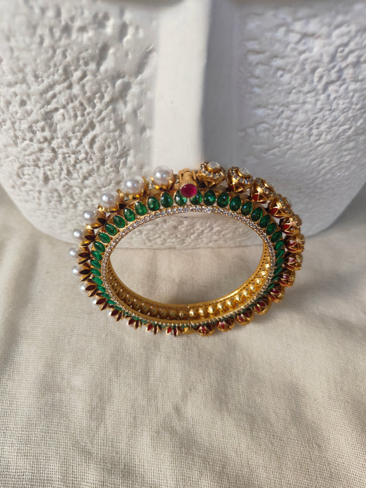 Amrapali Bangle- Bottle Green