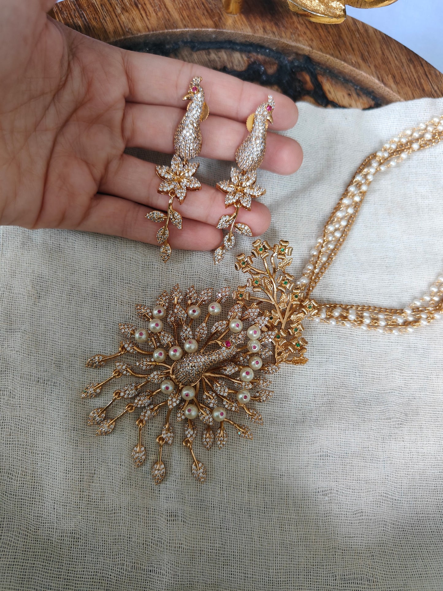 Mayura Set