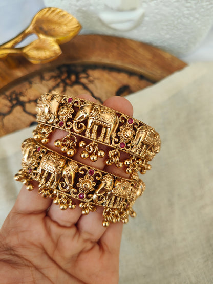 Gajah Kadas with Ghunghroos in 18kt Gold Polish