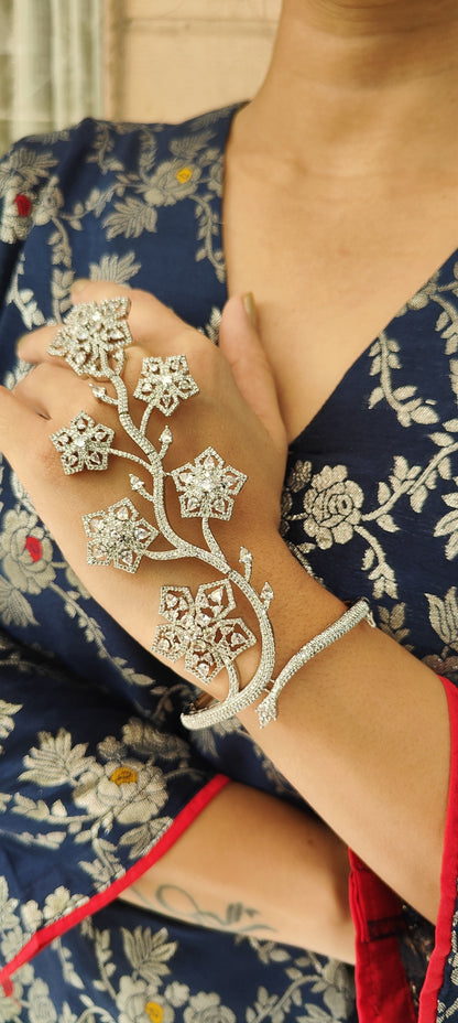Manish Malhotra Inspired Starlit Hathphool - Silver