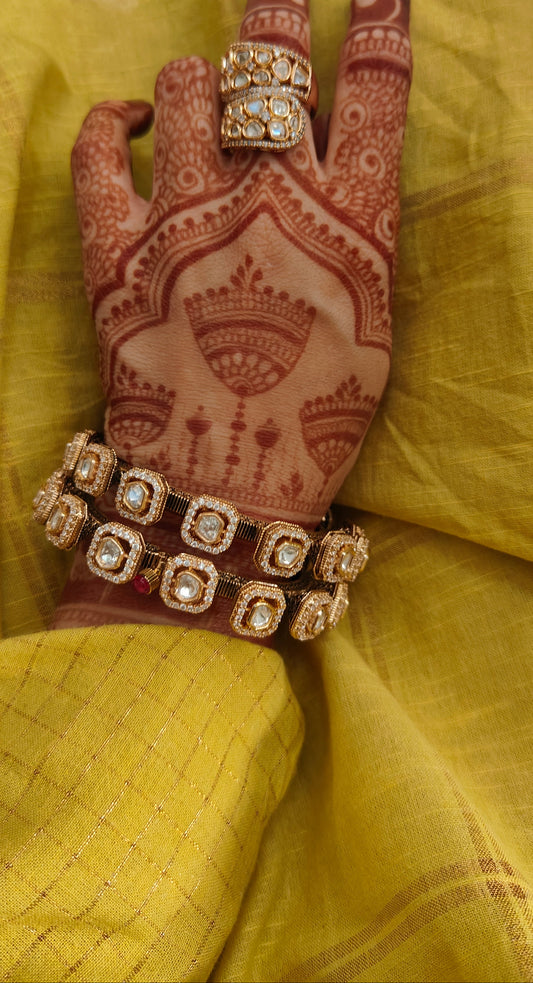 Aarohi Bangles