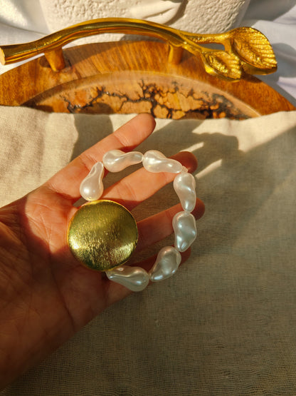 Glow Pearl Bracelet