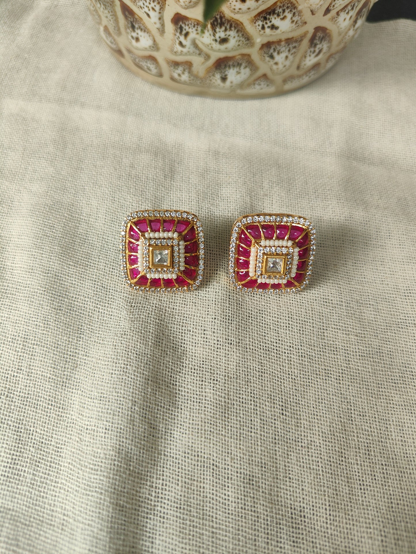 Glow Studs