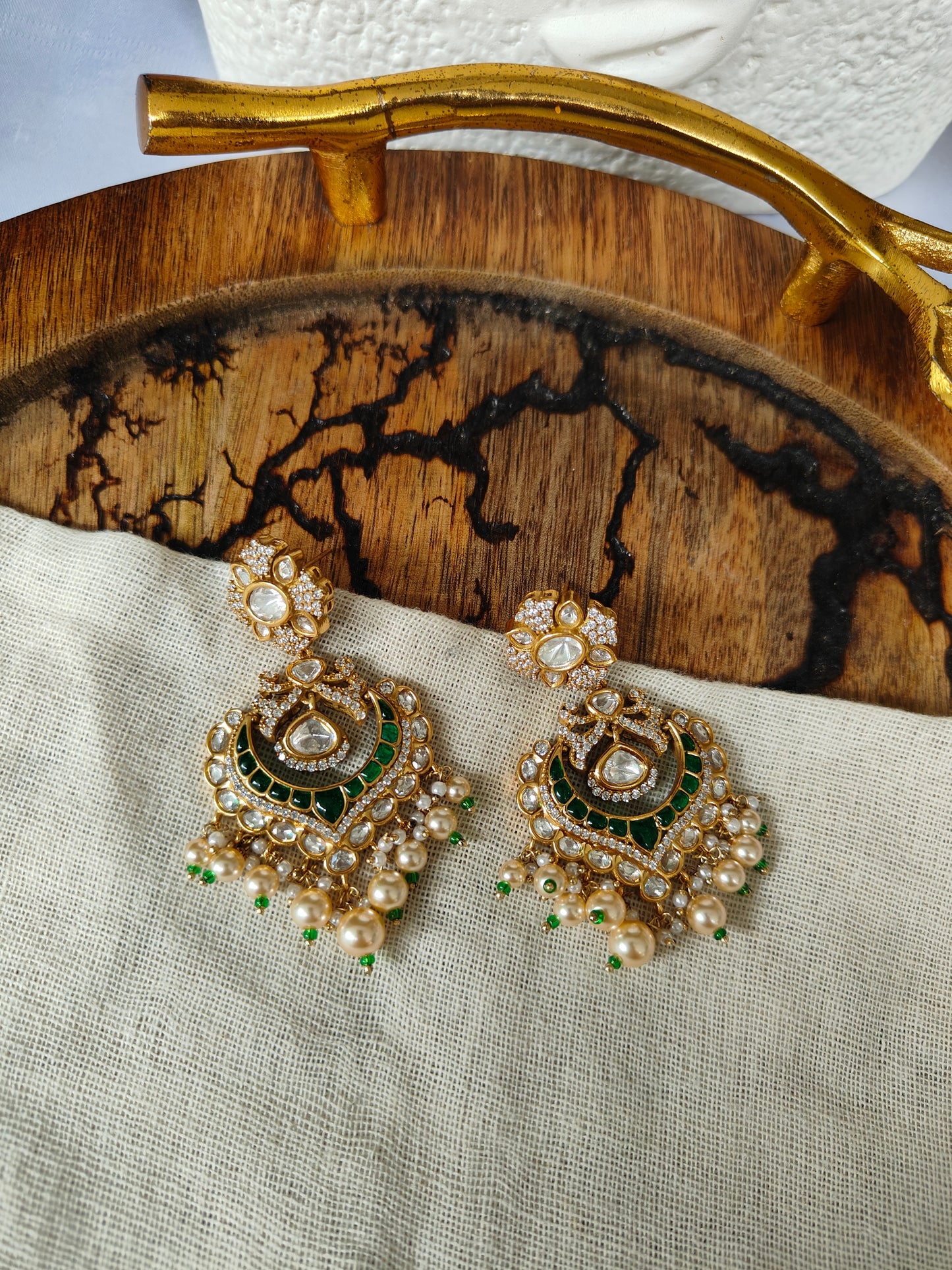 Small Sunehri Jhumka