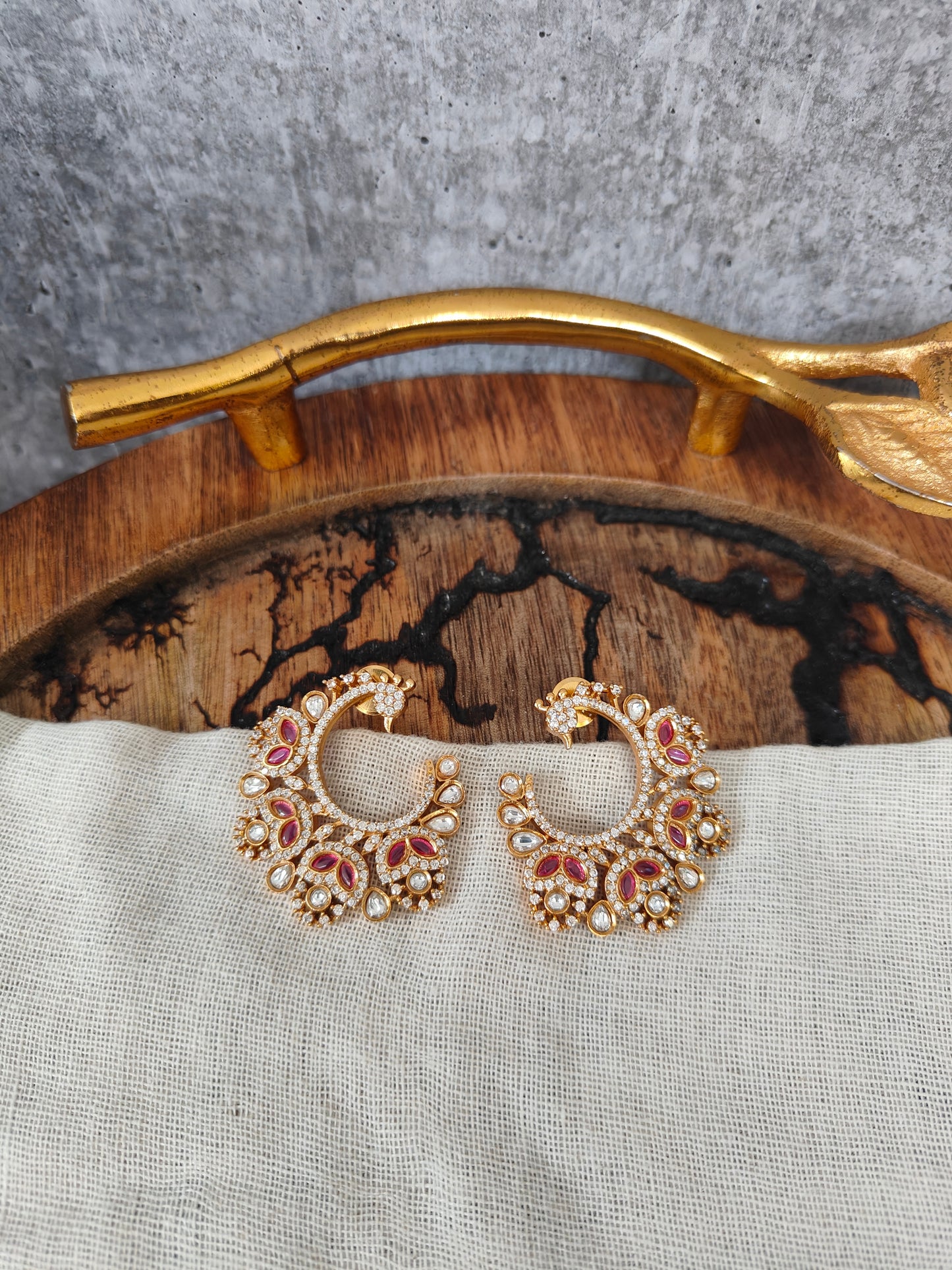 Surmayi Hoops