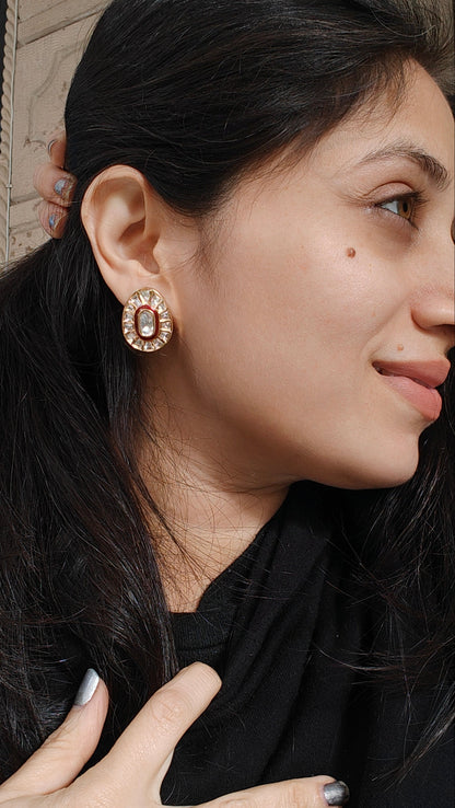 Veera Studs