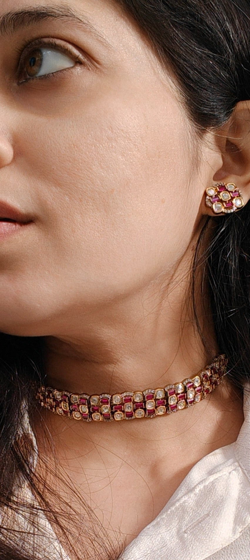 Woman wearing a necklace 