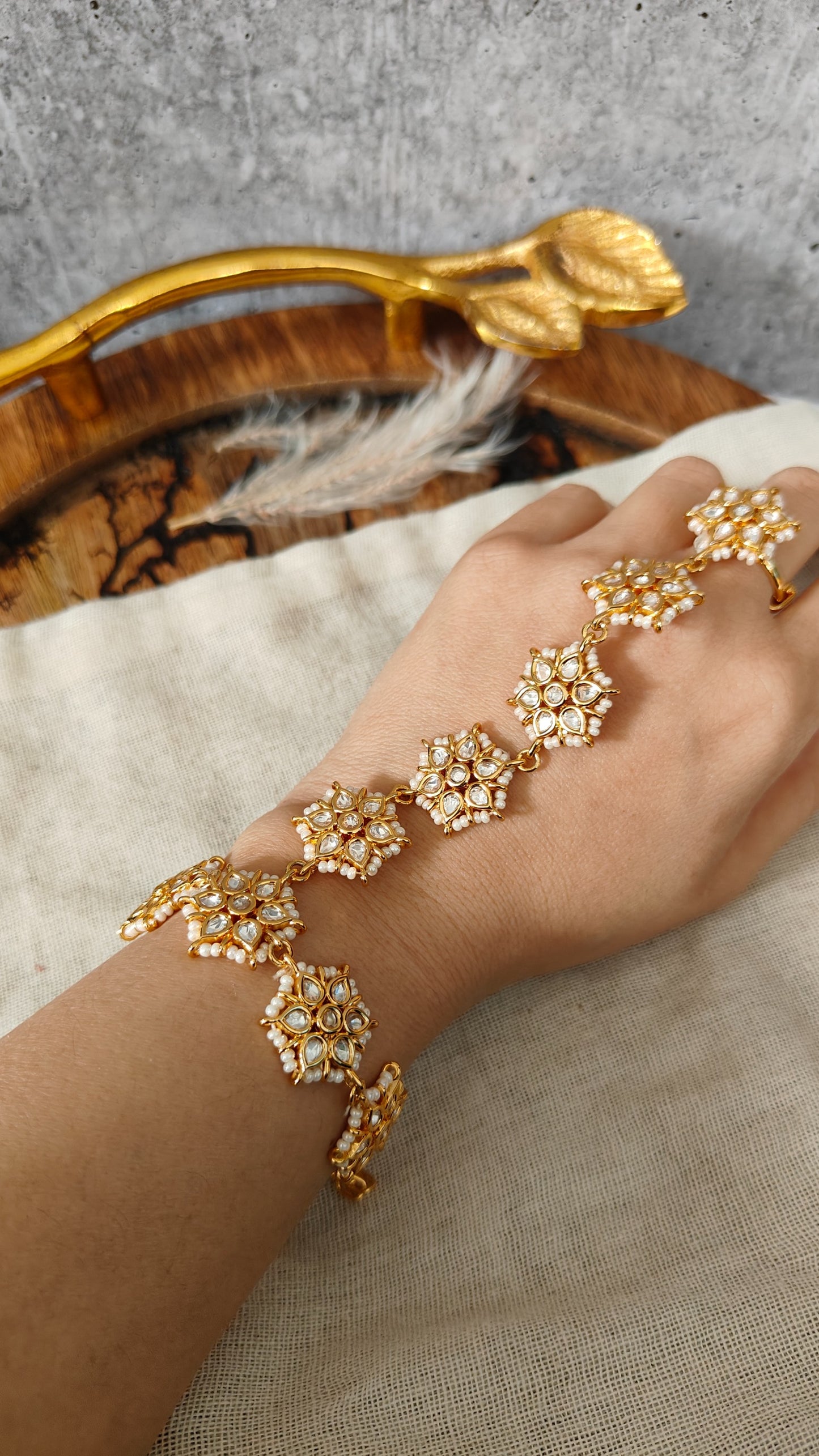 Noor-e-Gul Haathphool