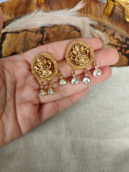 Vighnaharta Studs