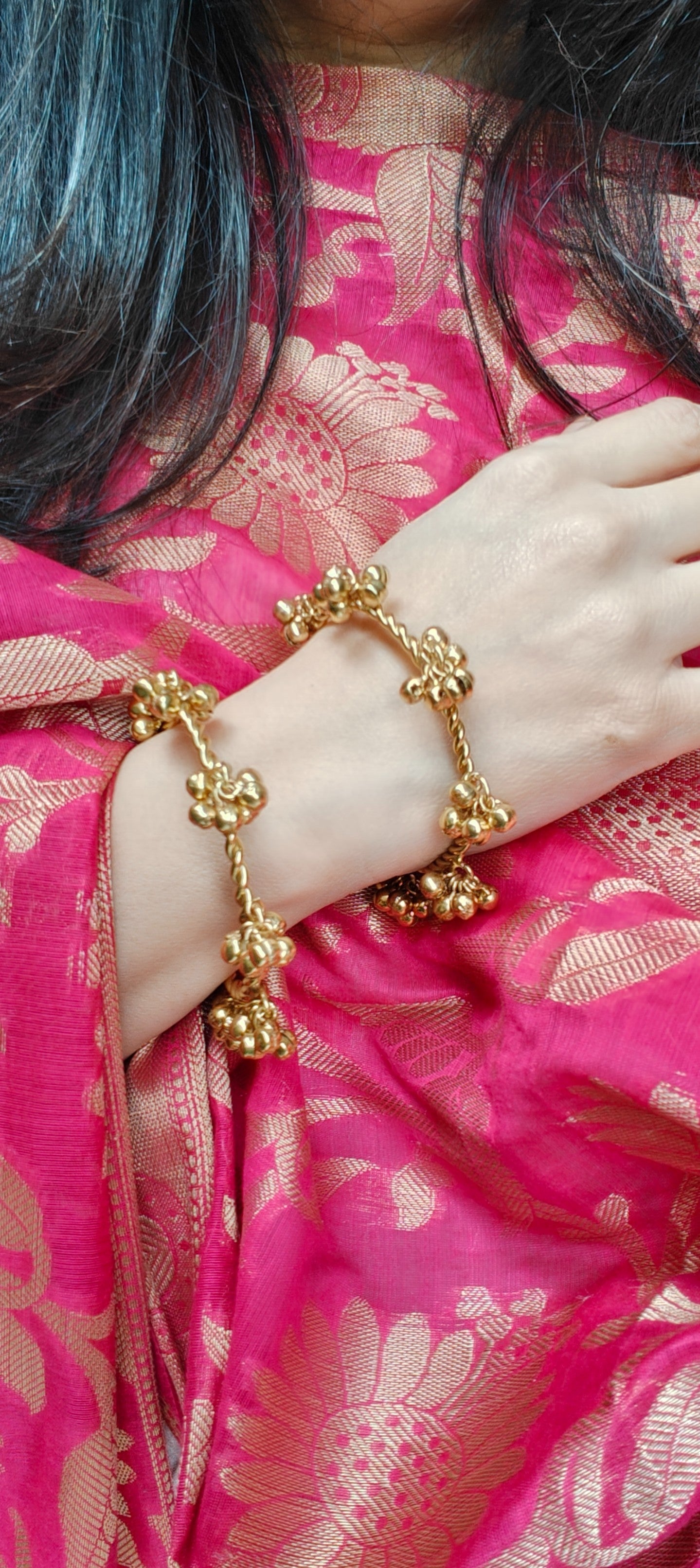 Ghunghroo Twisted Gold Bangles