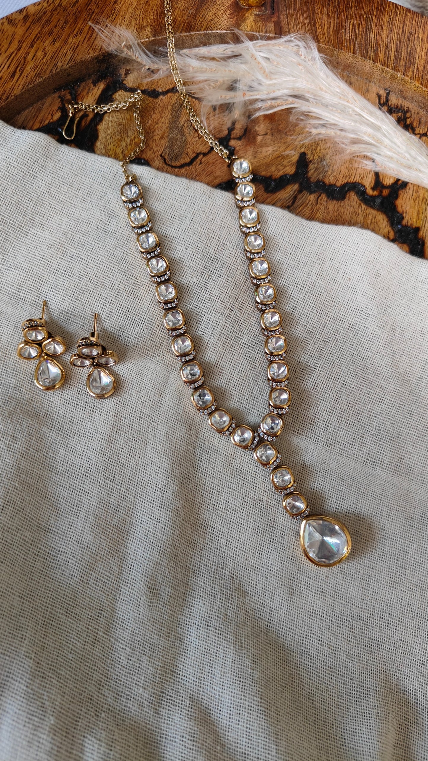 Aafiya Polki Drop Necklace Set