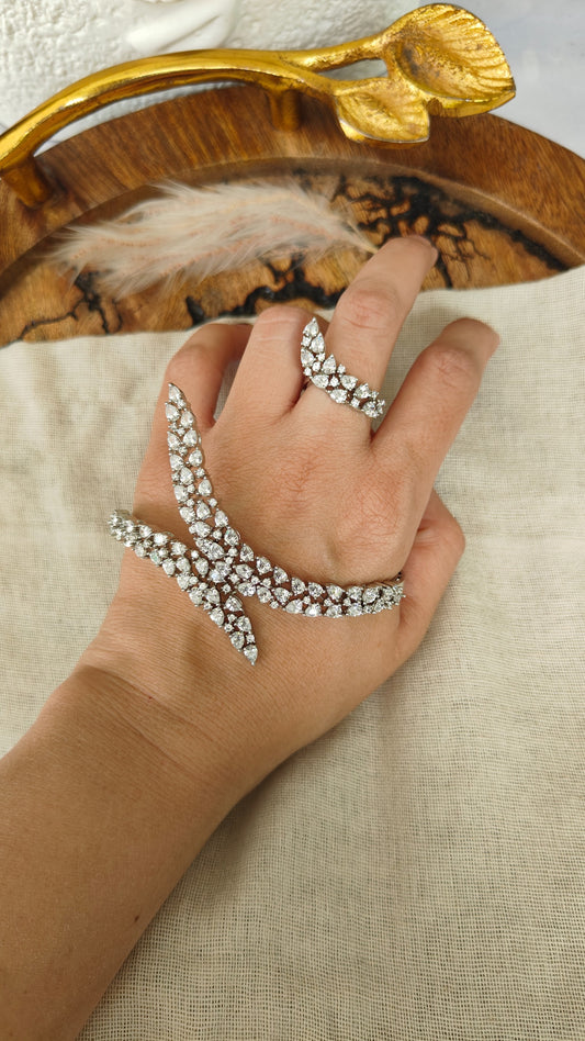 Zehra Palm Harness Combo