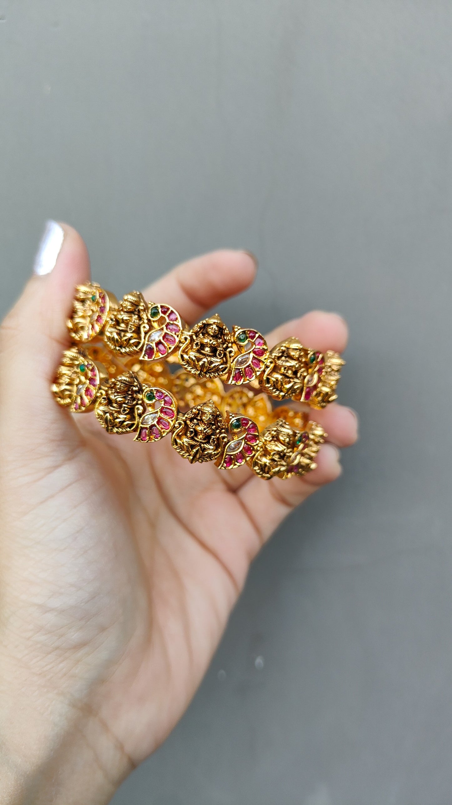 Vaidehi Temple Bangles (Set of Two)