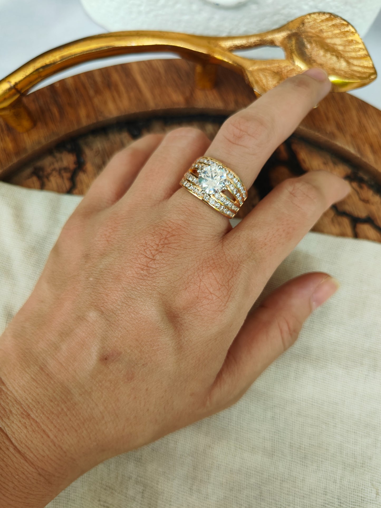 Lumina Adjustable Ring