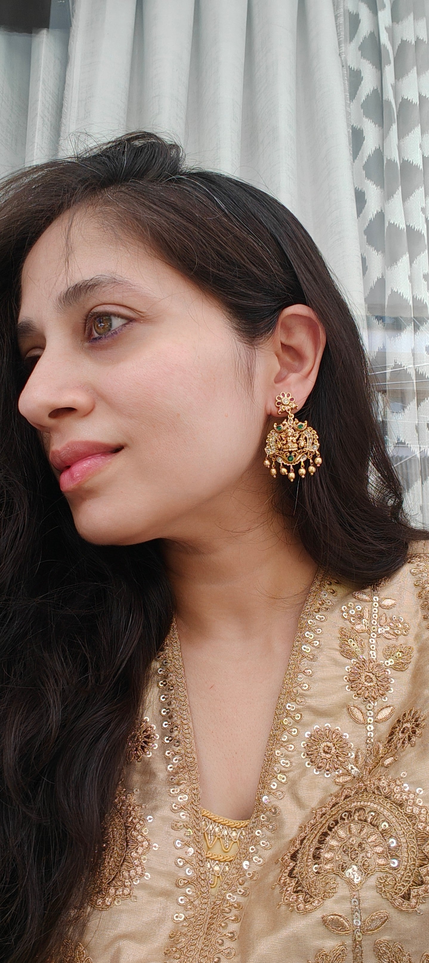 Varnika Chandbali Earrings