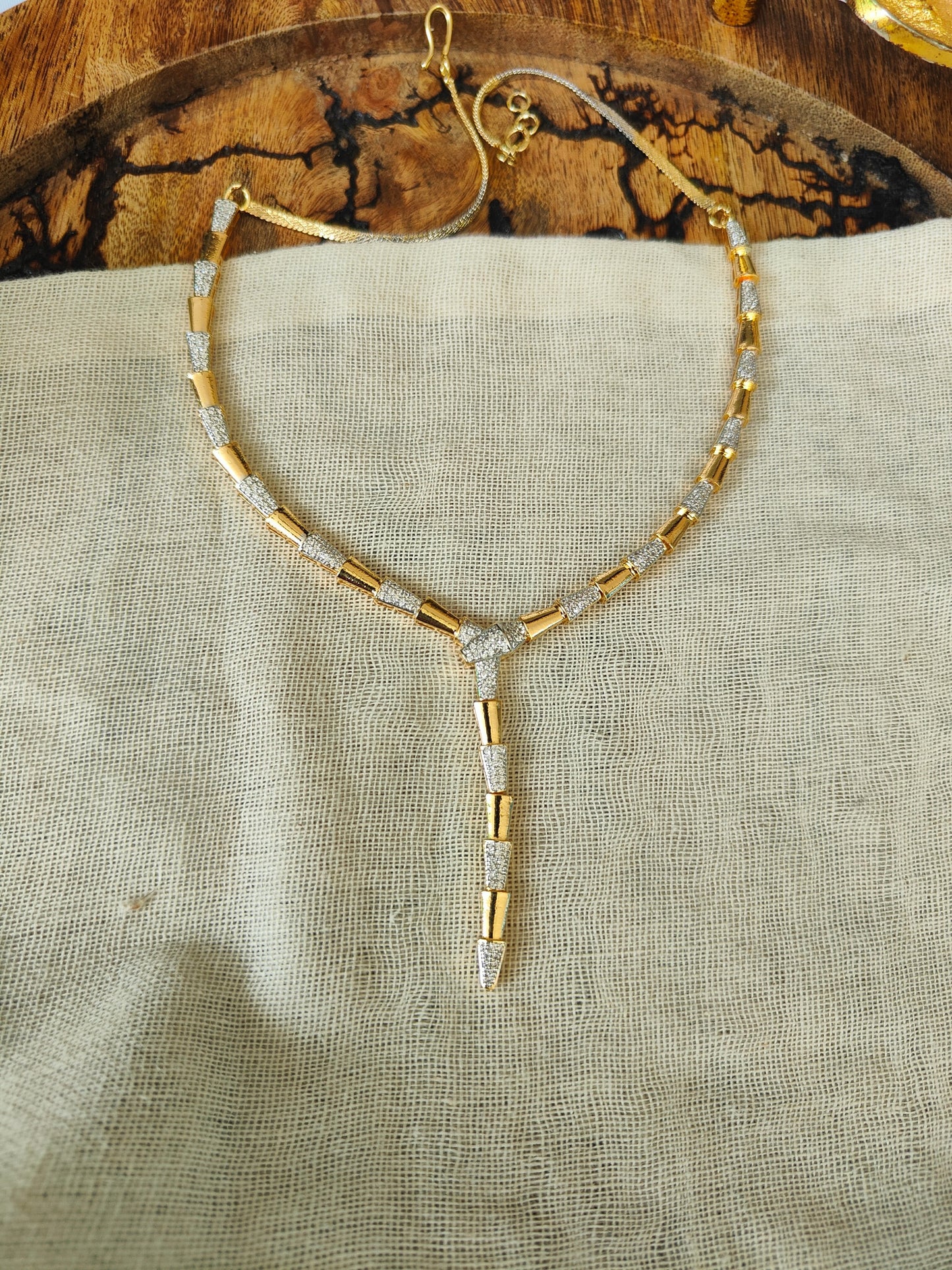 Aureo Necklace Set