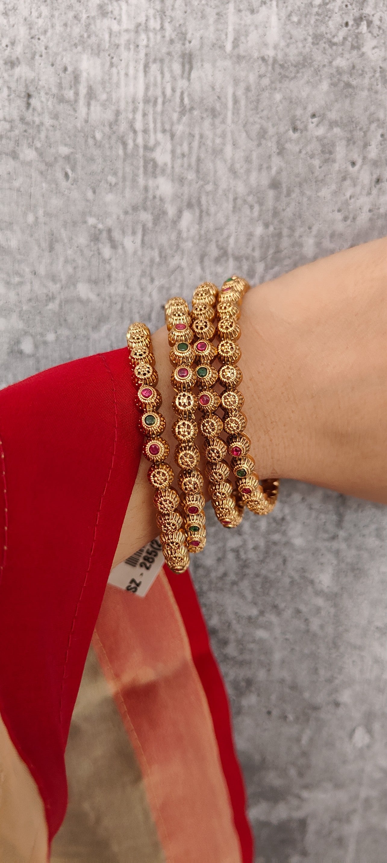 Nazaakat Floral Bangles - Set of 4