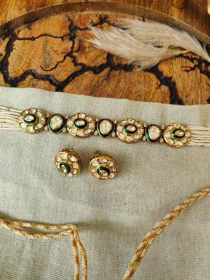 Kamala Polki Choker Necklace Set