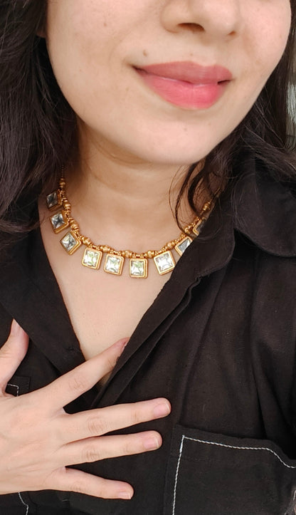 Anvi Square Kundan Necklace Set