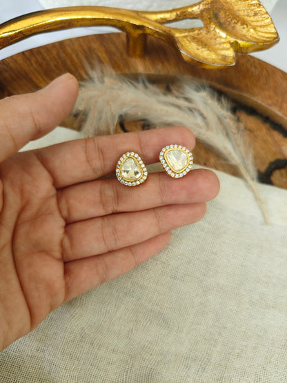 Mia Polki Studs