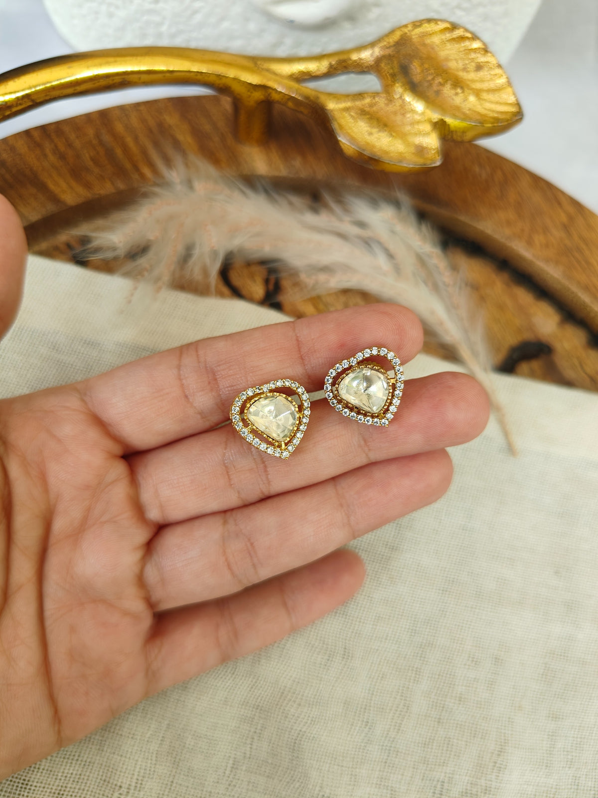 Mia Polki Studs