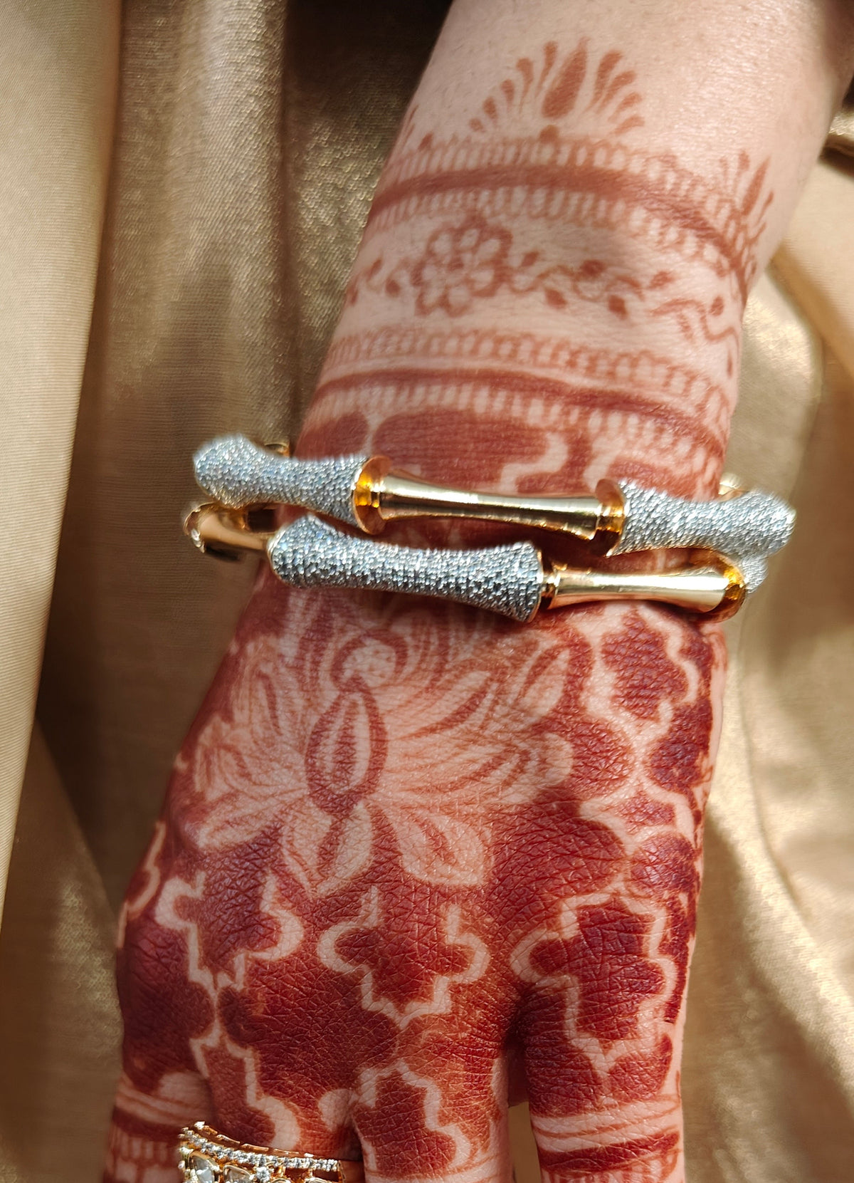 Lehar Two - Tone Bangle - Set of 2