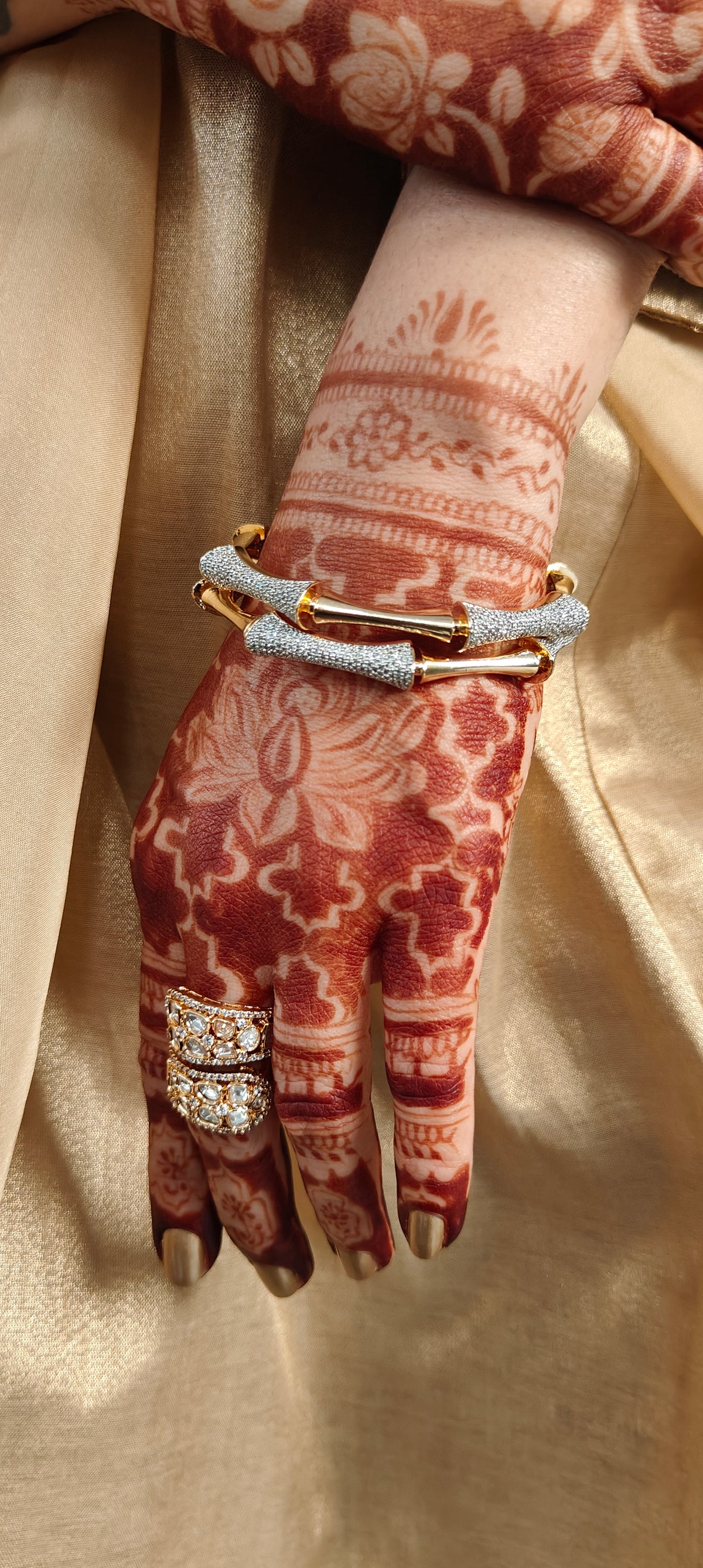 Lehar Two - Tone Bangle - Set of 2