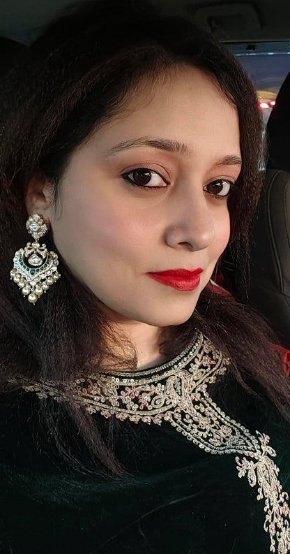 Small Sunehri Jhumka